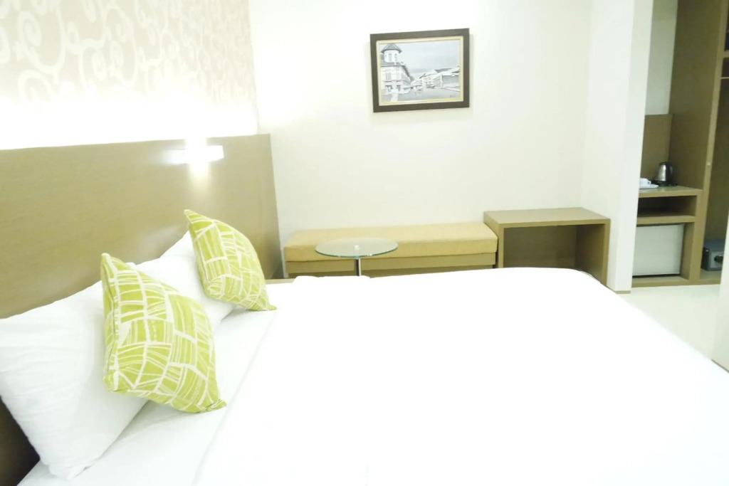 Yokotel Hotel