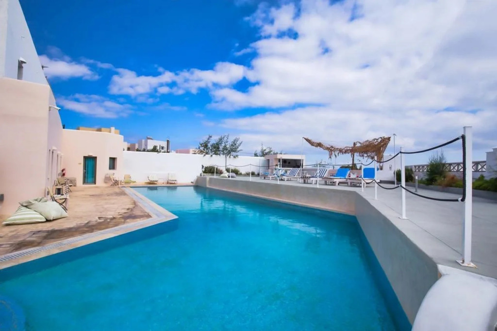 OMIROS HOTEL