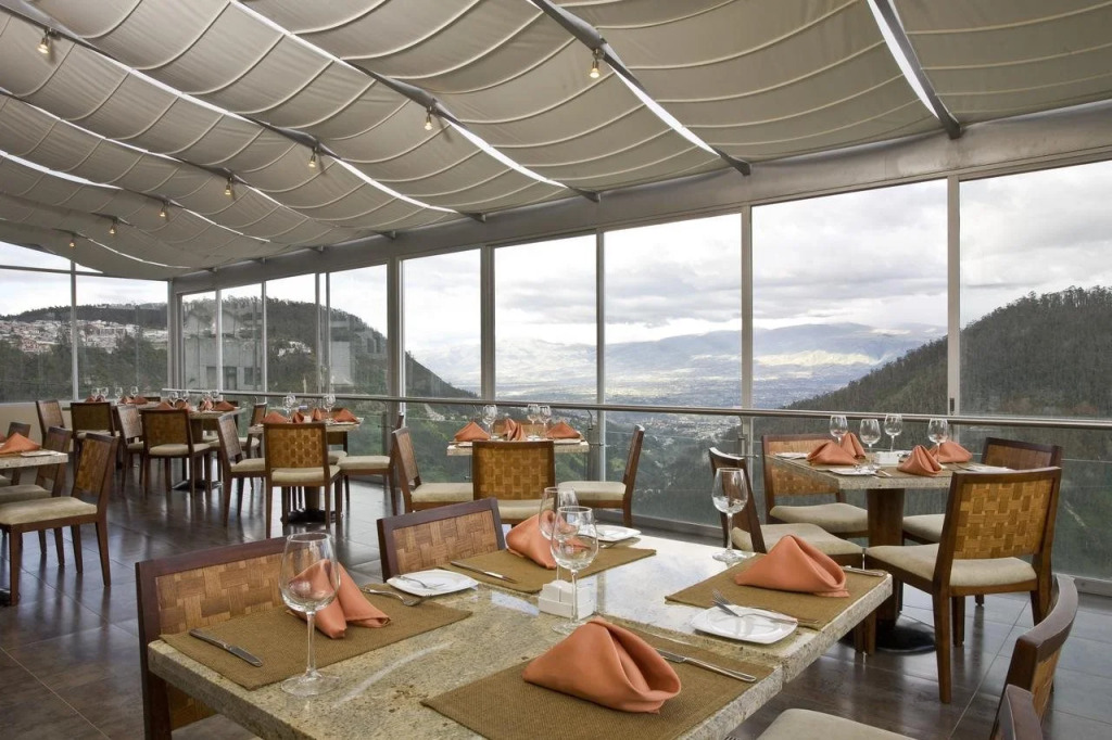 Hotel Stubel Suites & Cafe