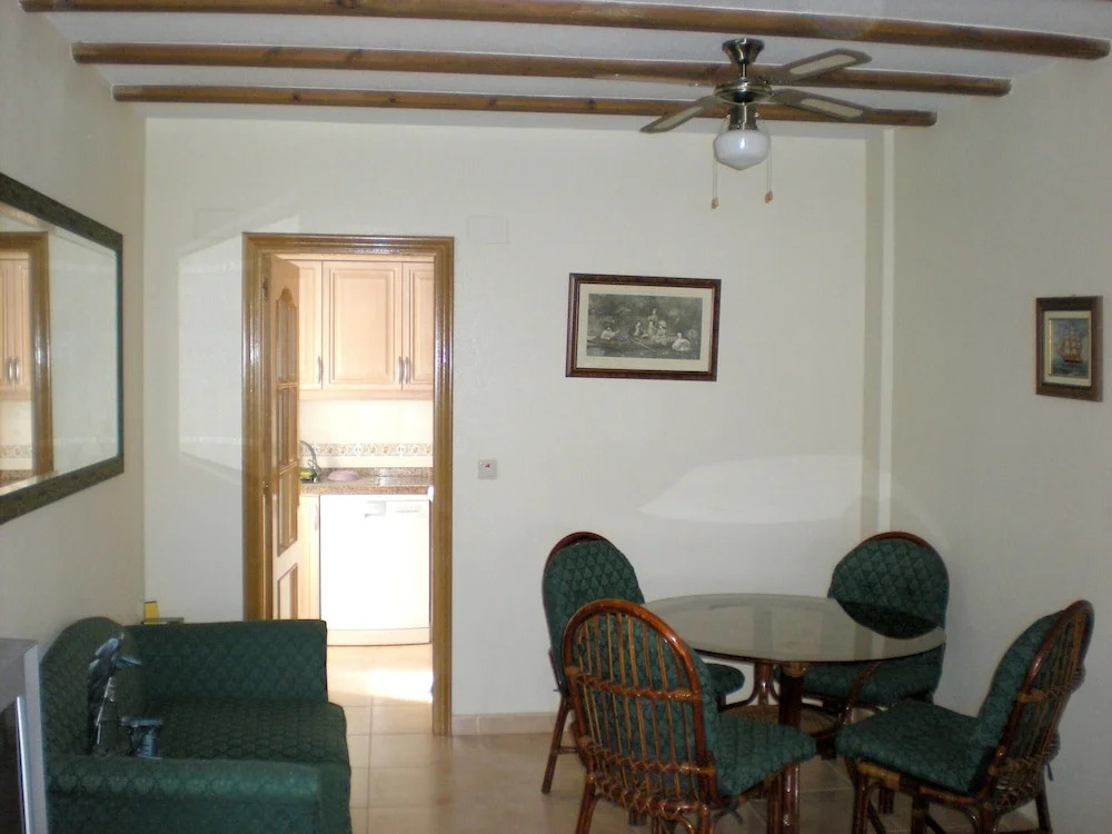 Apartment With 2 Bedrooms in Puerto Marino, With Pool Access and Furni