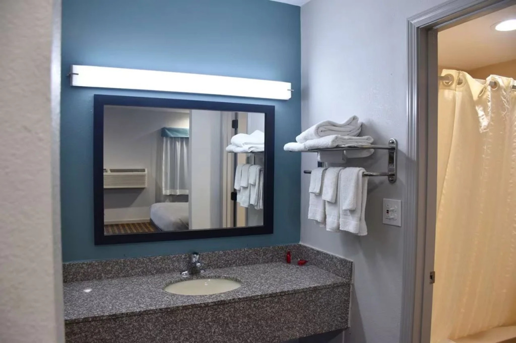 SureStay by Best Western Huntsville University Area