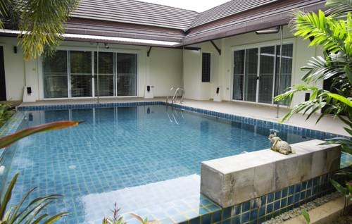 Nai Harn Pool Villa