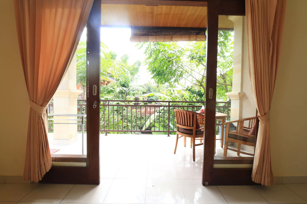 Frangipani Bungalow