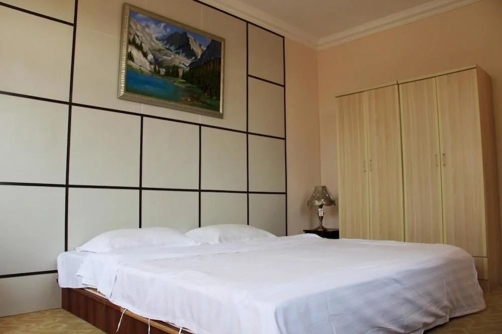 Qindao Yongbao Garden Hotel
