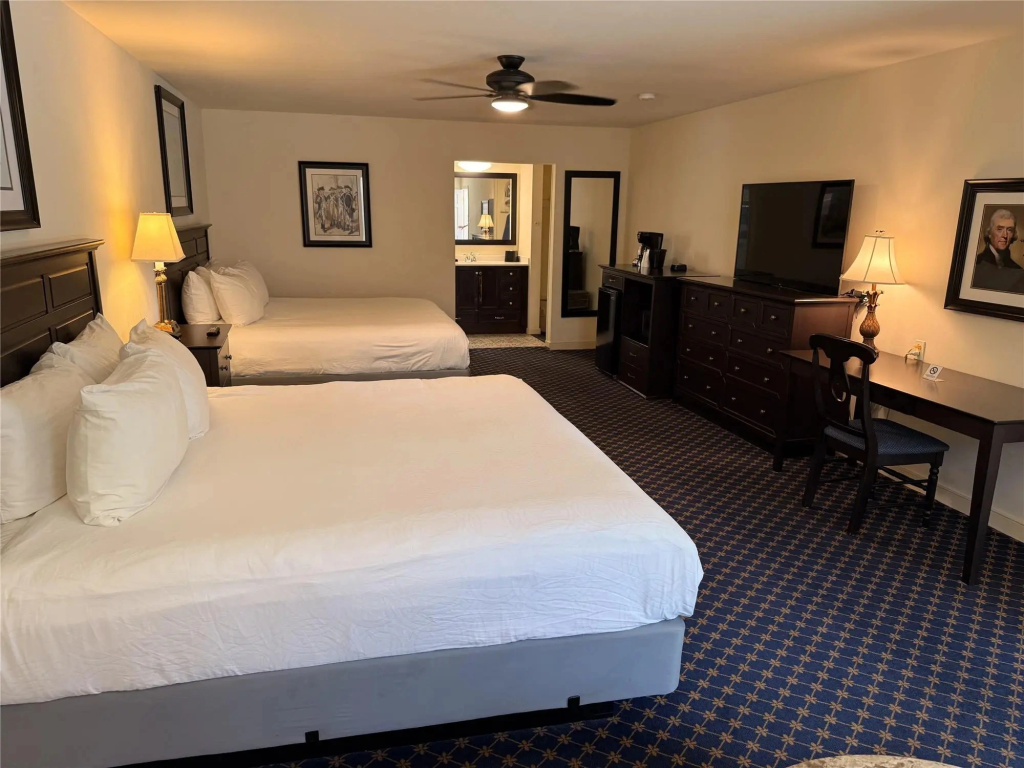 Princess Anne Hotel, SureStay Collection by Best Western