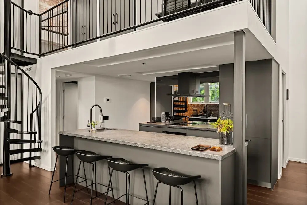 Stylish Riverside 2-bedroom Apartment in Teneriffe