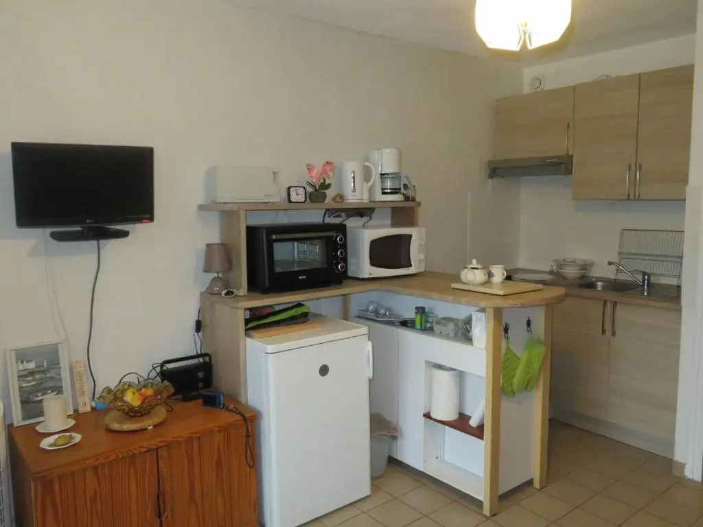 Appartement Sète, 1 pièce, 3 personnes - FR-1-338-360