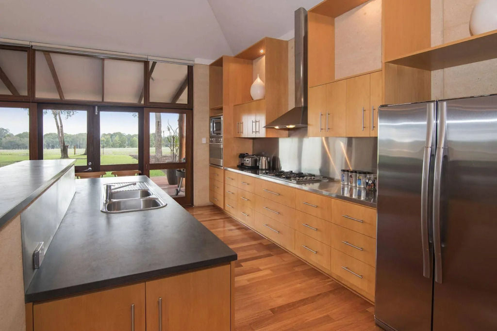 Forest Rise Chalets and Lodge