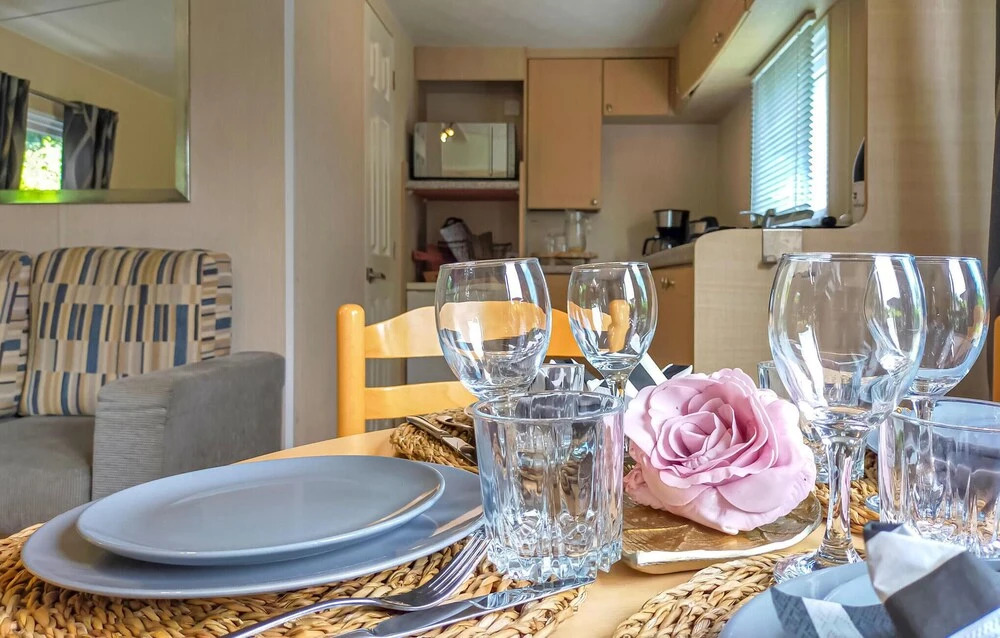 Nice Home In Heinkenszand With Wifi