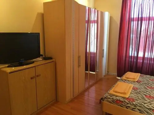 Casa Ovi și Simo