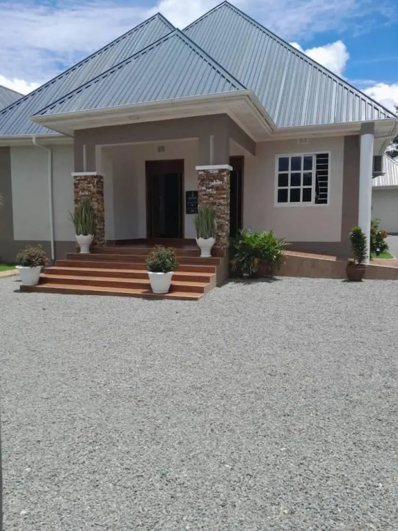 Otter lodge