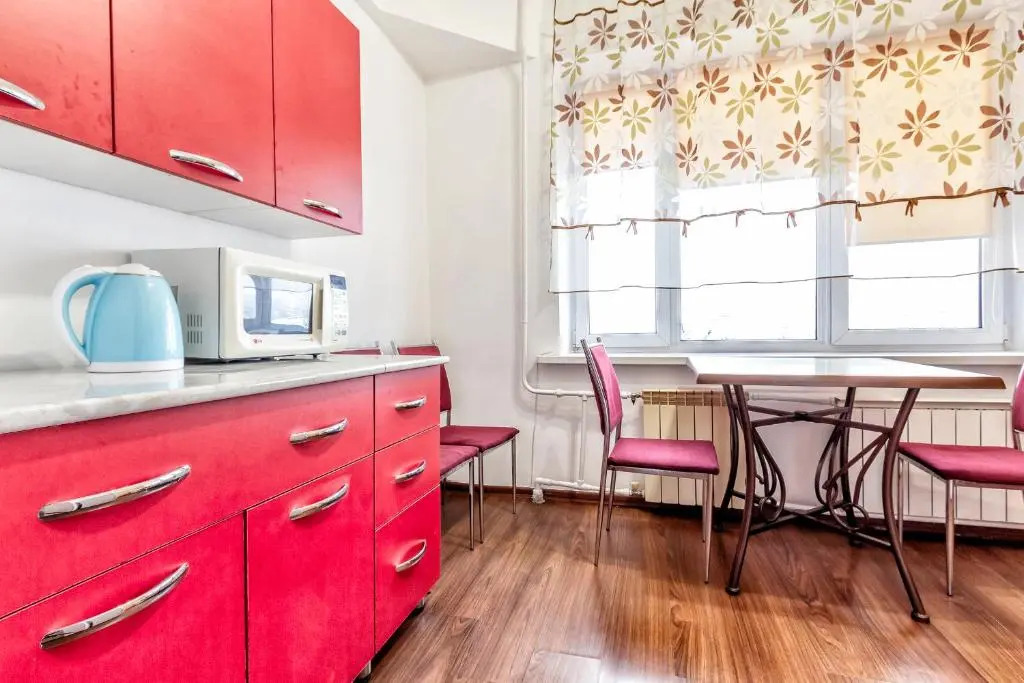 404. Prostornye apartamenty v tsentre