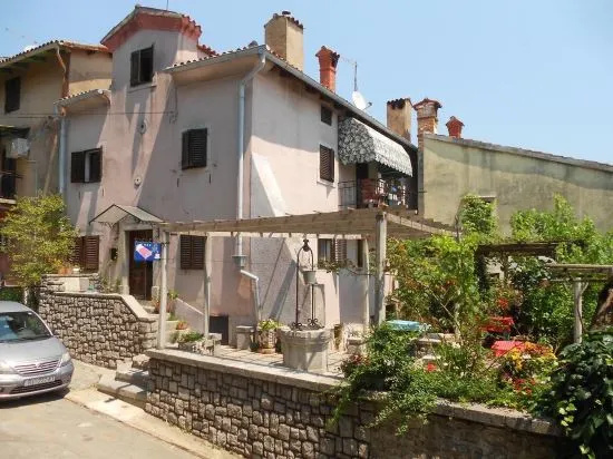 Guesthouse Kuća na šterne