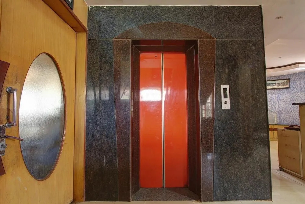 Hotel Rajsangam International