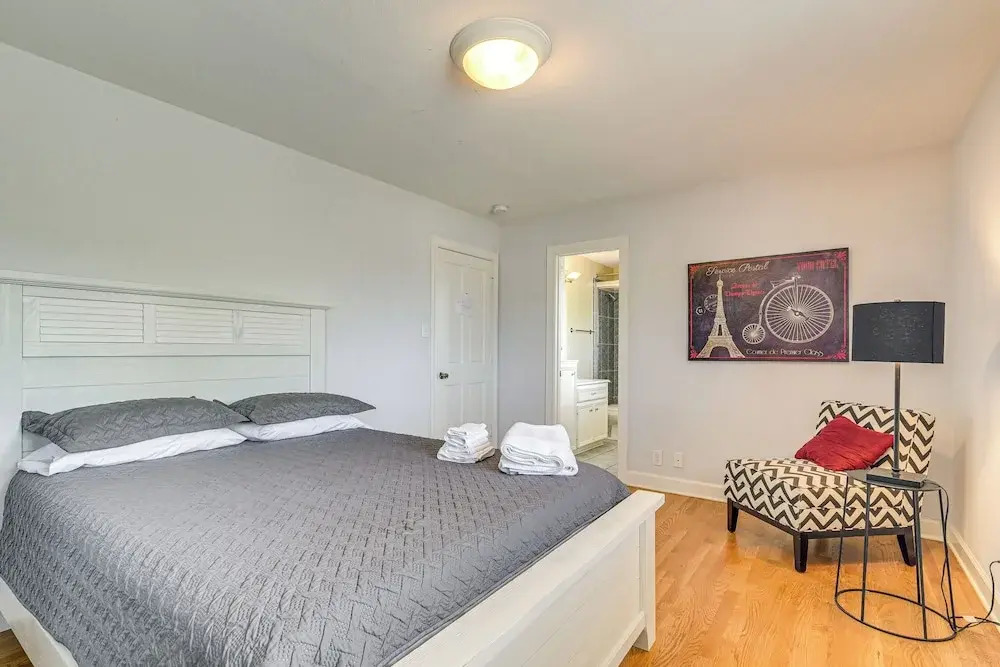 Lakefront Houston House - 1 Mi to Space Center!