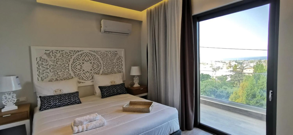 Axel Beach Crete