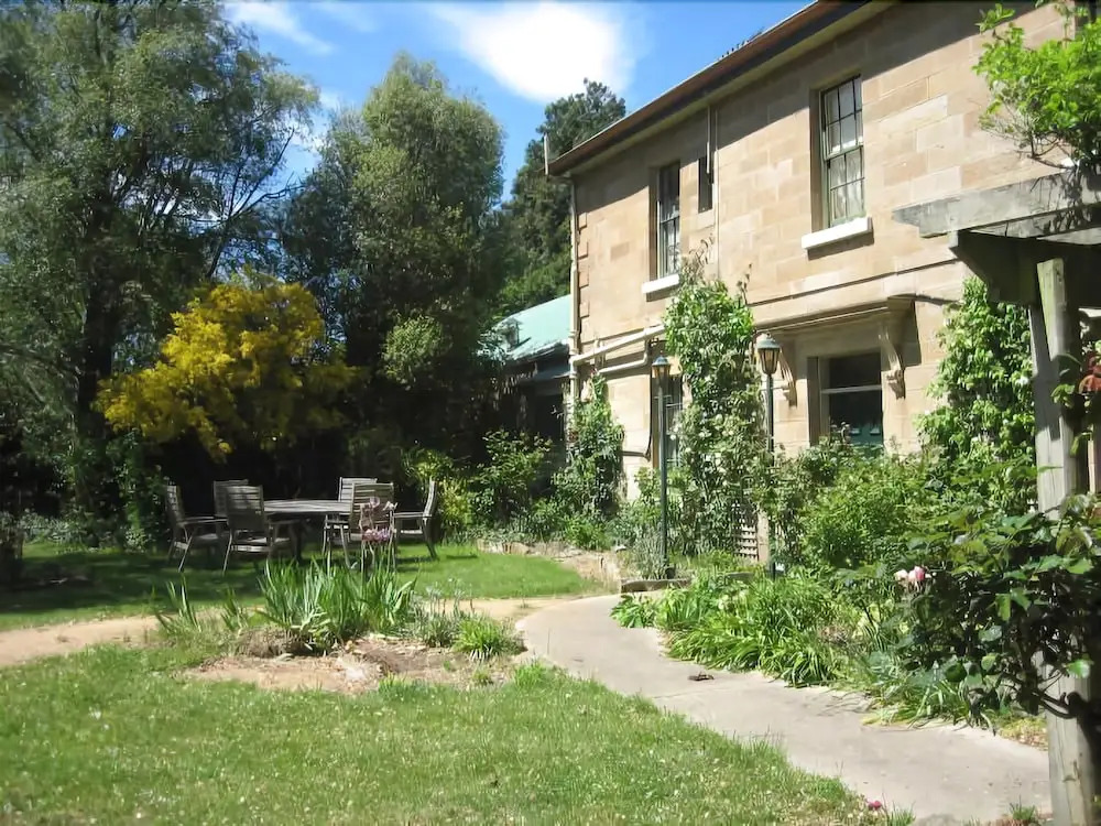 Ross Hotel