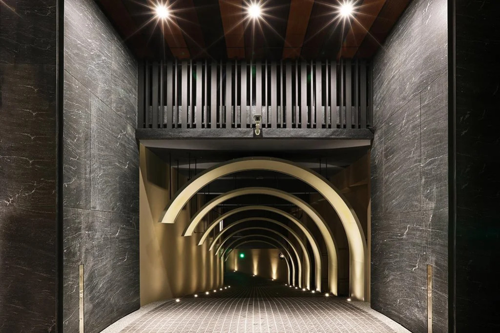 KUN Tour Hotel Feng Chai