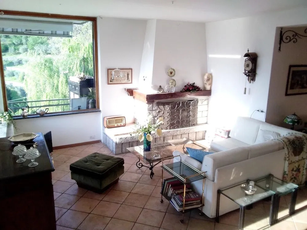 Villa With 3 Bedrooms in Perledo, With Wonderful Lake View, Enclosed Garden and Wifi Near the Beach