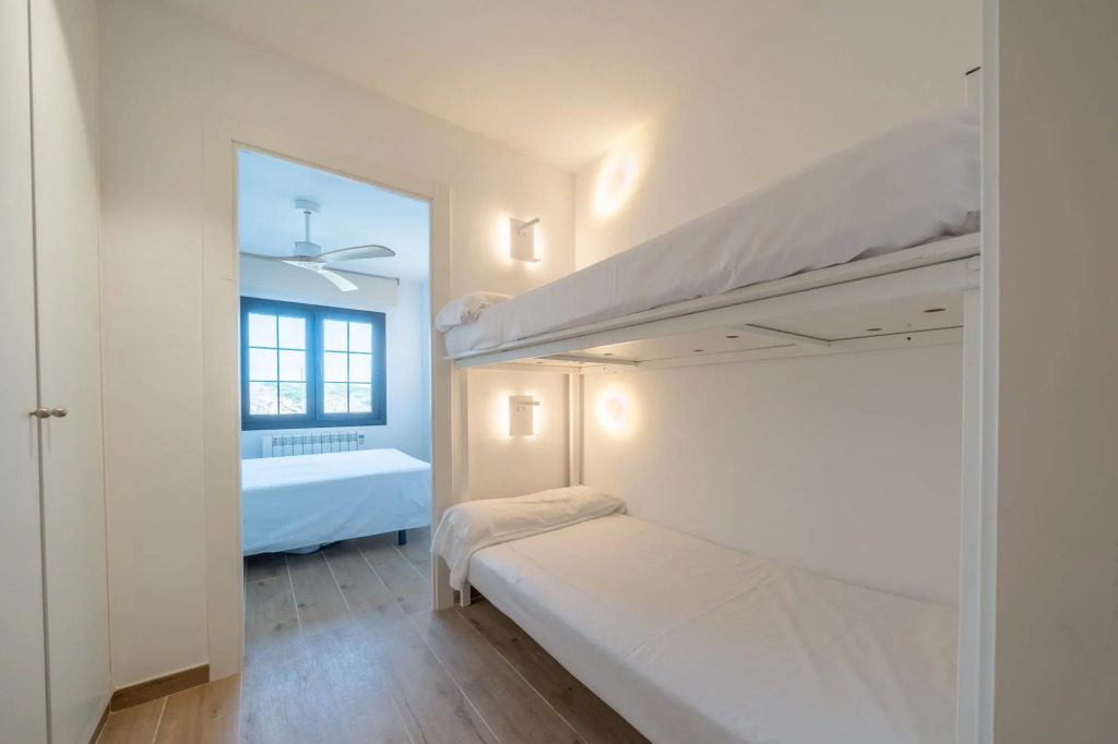Laia in L'Escala with 2 bedrooms and 1 bathrooms