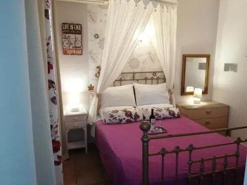 Kikis Apartments