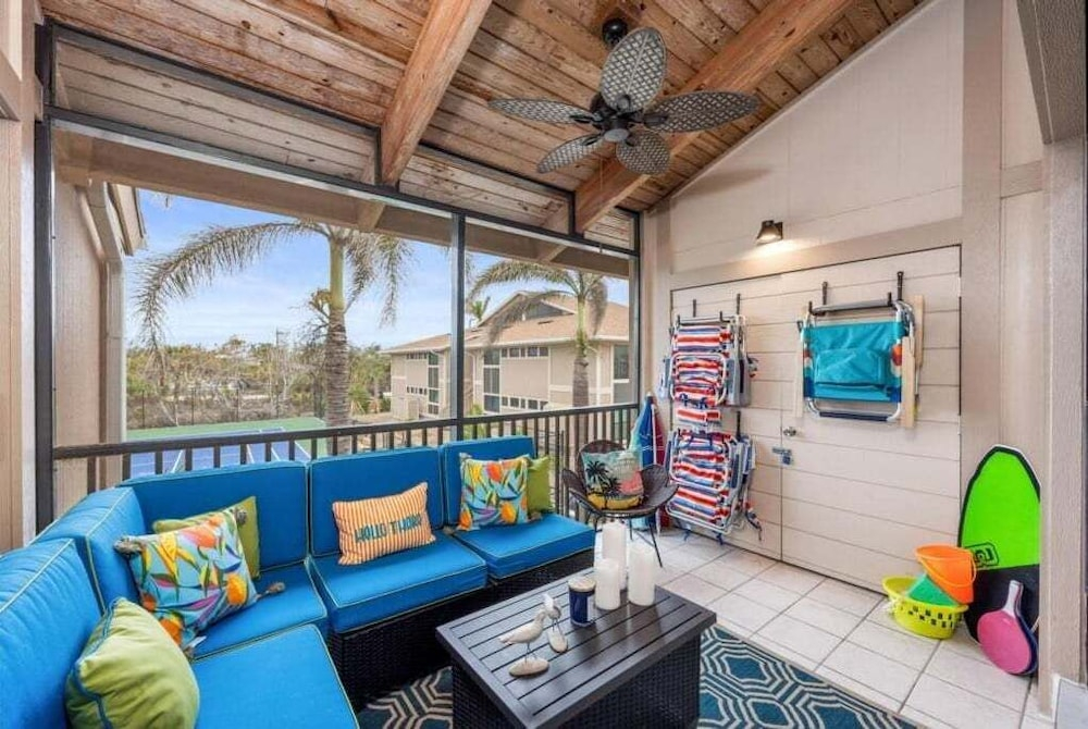 Coquina Beach 4f 3 Bedroom Condo