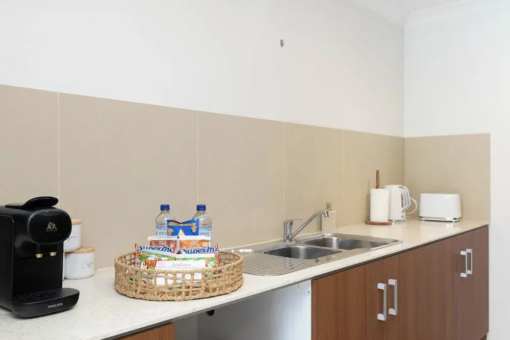 Smart Suites Self Check-in Apartments - 16 Darnley