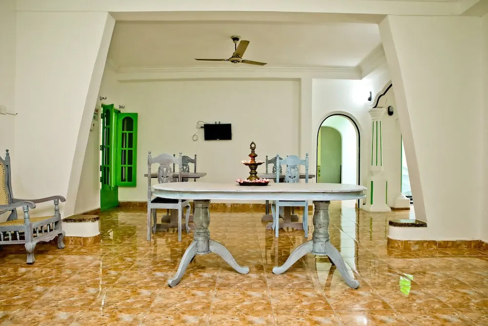 Negombo Beach by Flipflop Hostels