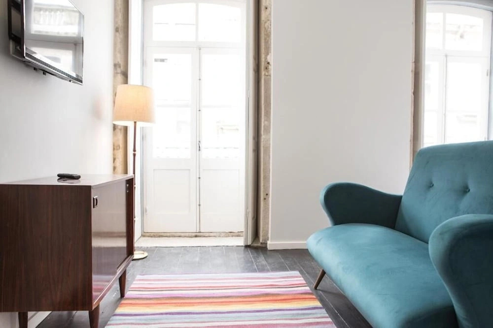 ML Apartments Republic