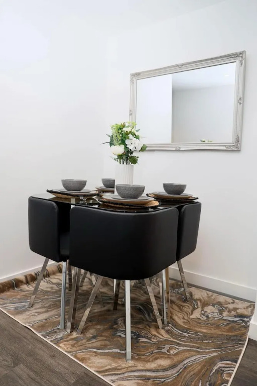 Immaculate 3-bed Apartment Homes in London