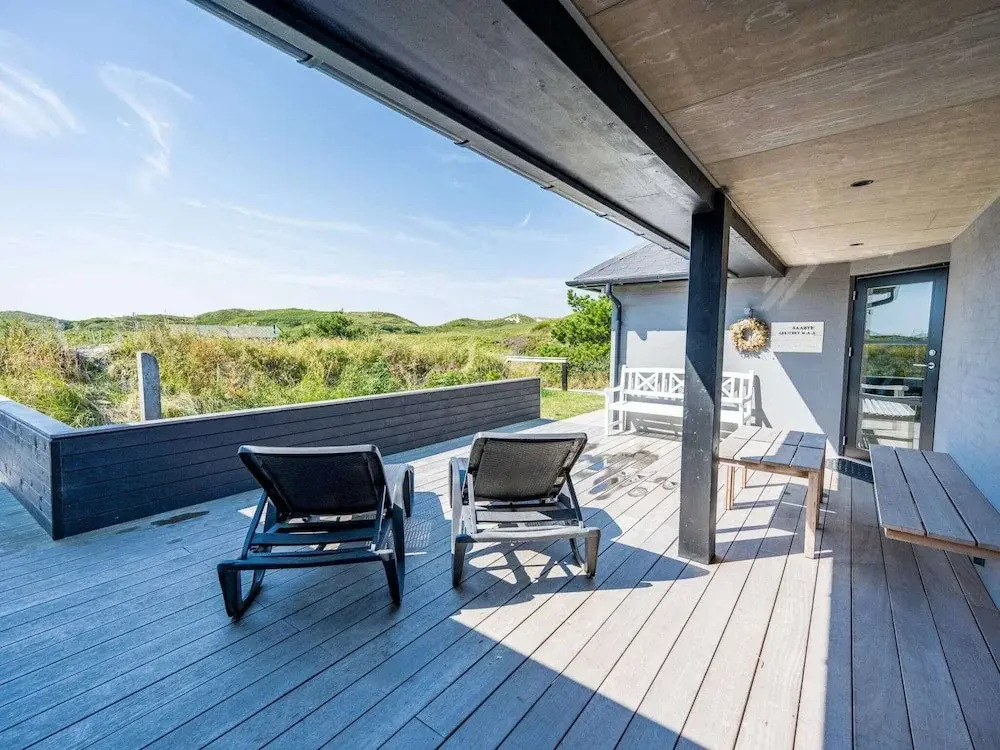 6 person holiday home in Henne