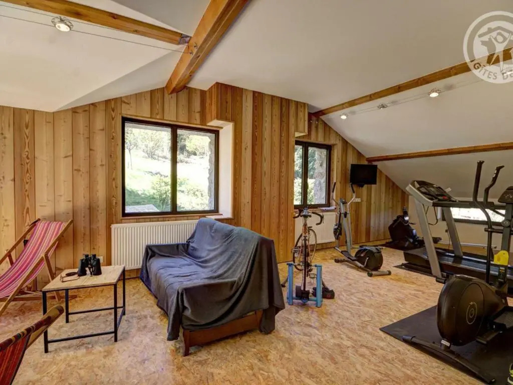 Gîte authentique avec cheminée, animaux admis et WiFi en bordure de forêt - FR-1-496-127
