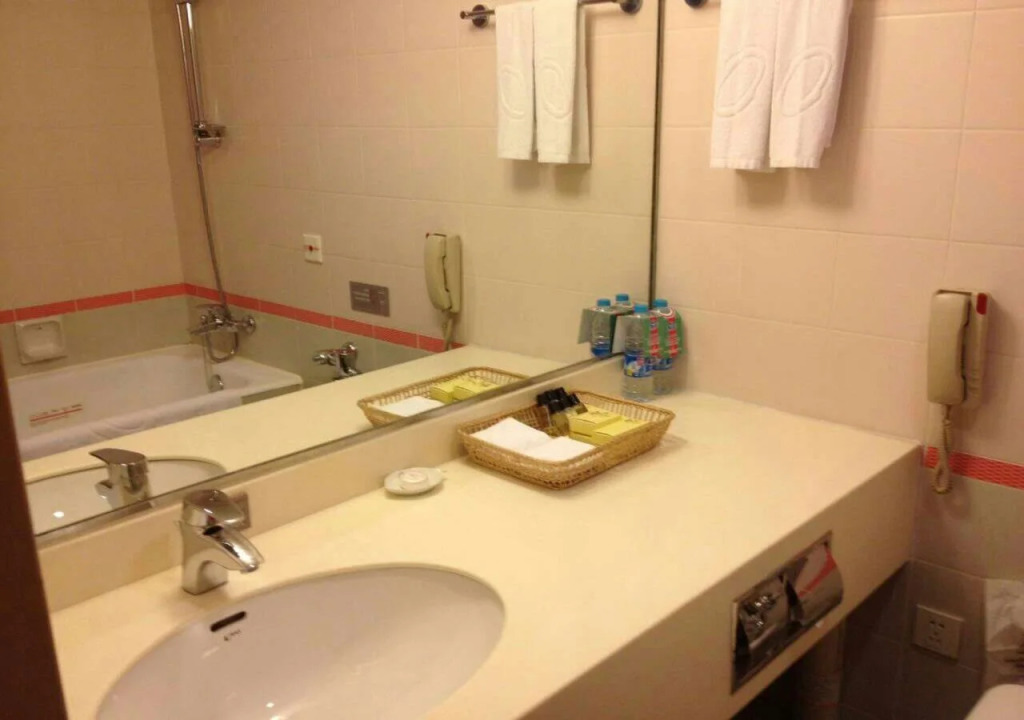 Shanghai International Airport Hotel