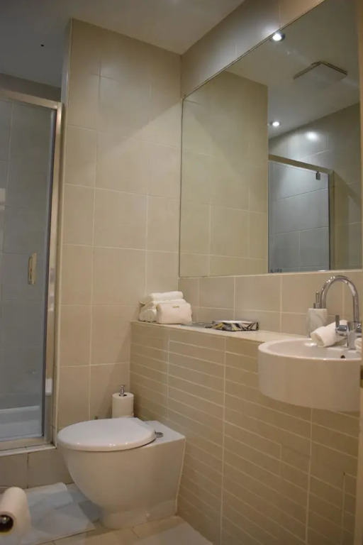 Central Dublin 2 Bedroom Apartment