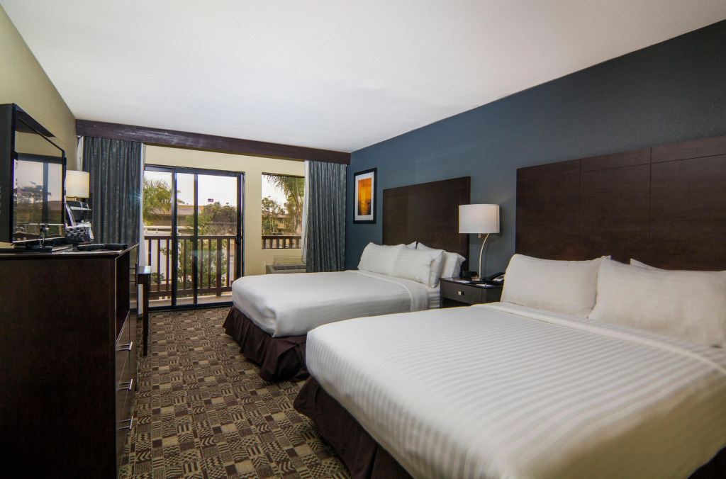 Holiday Inn Express Hotel & Suites Solana Beach-Del Mar by IHG