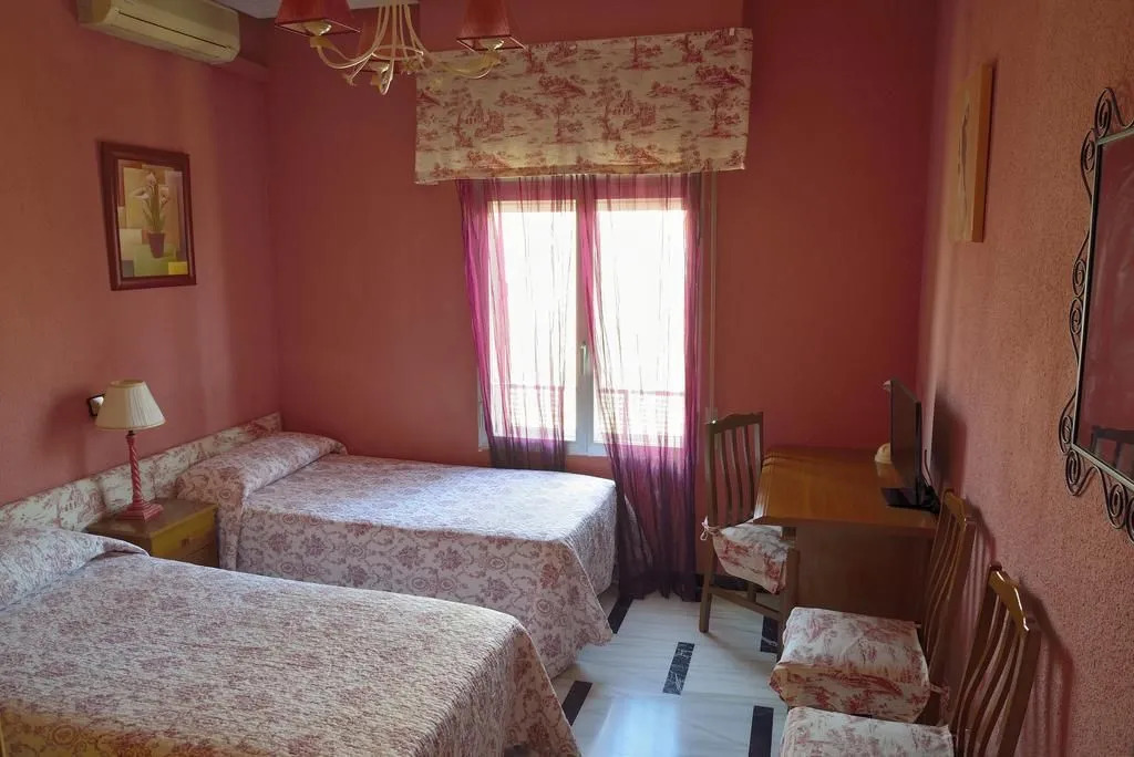 Hostal Arrate