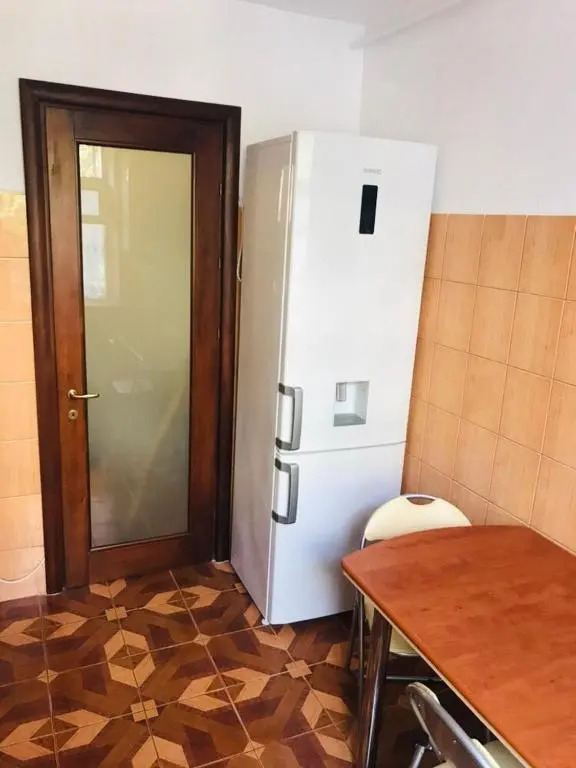 - Brown Suite - ULTRACENTRAL