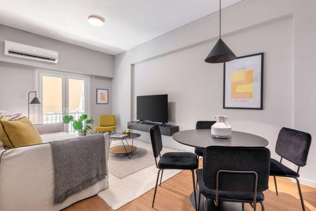 1A · Beautiful Apartment with Stylish Interior