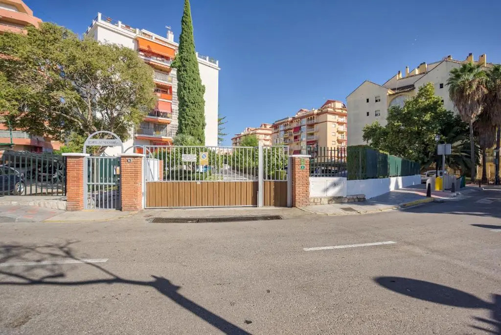 Sur Suites Alhambra