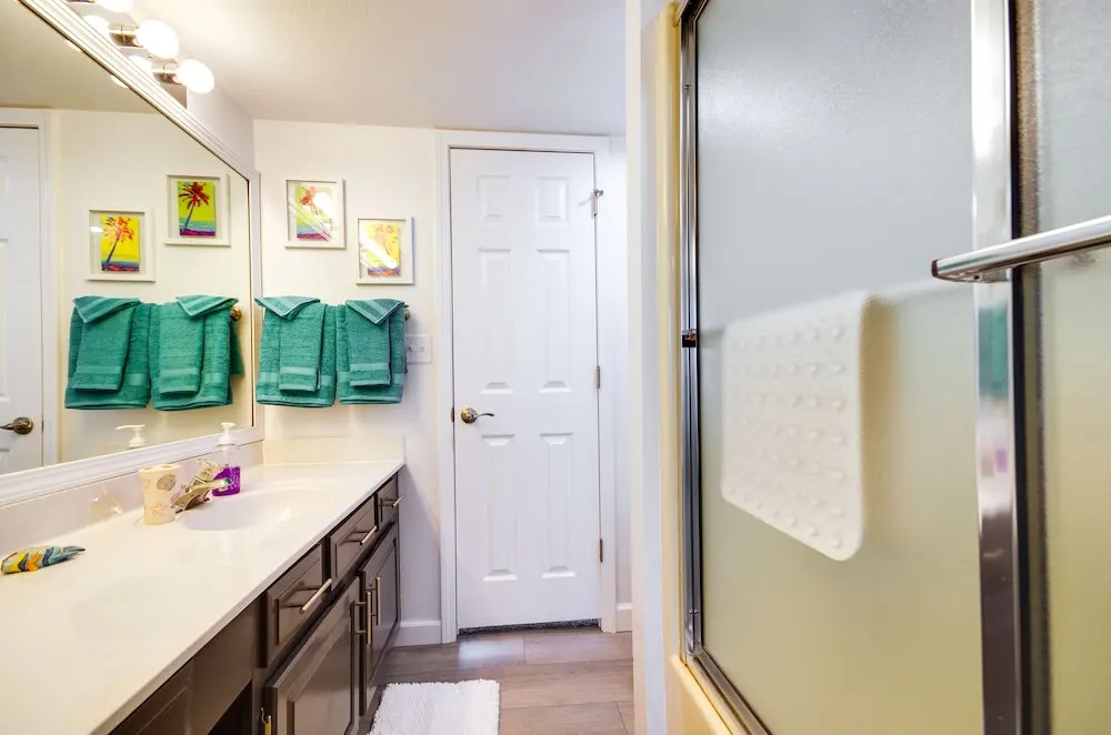 Lake of the Ozarks Vacation Rental w/ Lake Views!