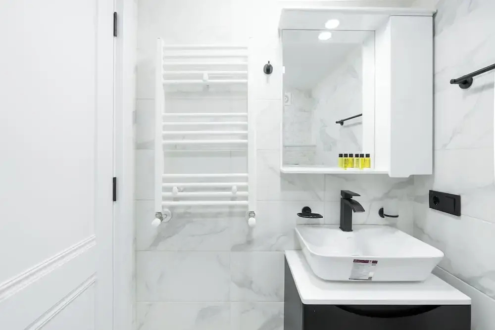 Chic & Modern 4BR Home in Old Tbilisi