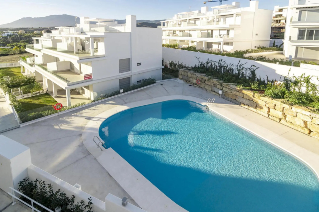 Lm1.2b- Exclusive 2 Bedroom Apartment in Le Mirage