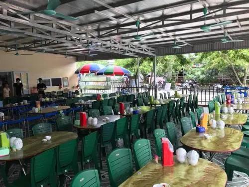 Khai Mai Hotel