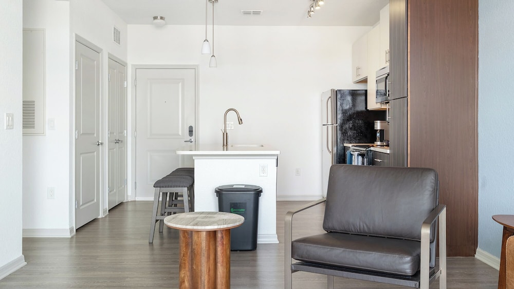 Landing Furnished Apartments - Maitland