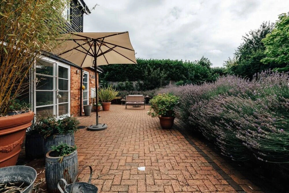 Lavender House - Peaceful Countryside Setting