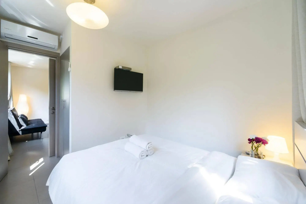 Dizengoff Inn Apartments