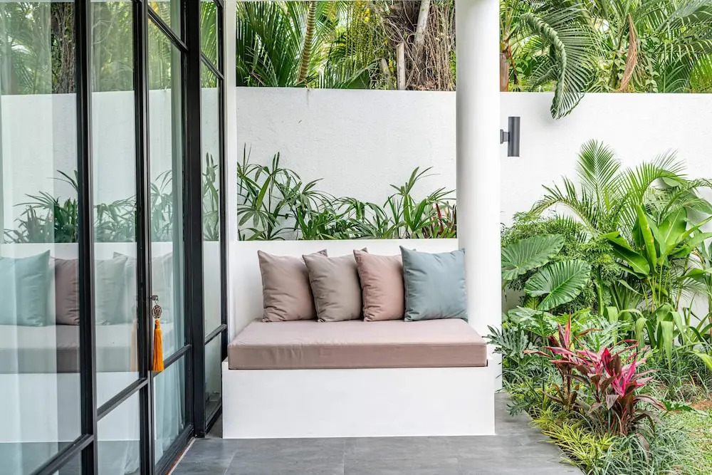 Exclusive Villas Complex, 8 BR, Canggu With Staff