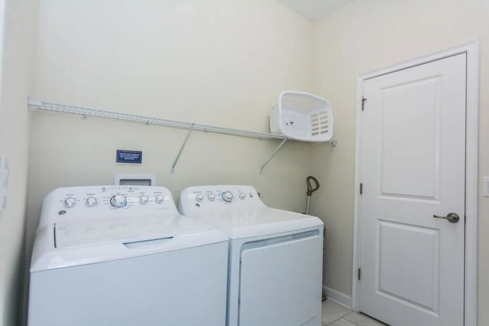 1457 Champions Gate CG1593 - 5 Br Home
