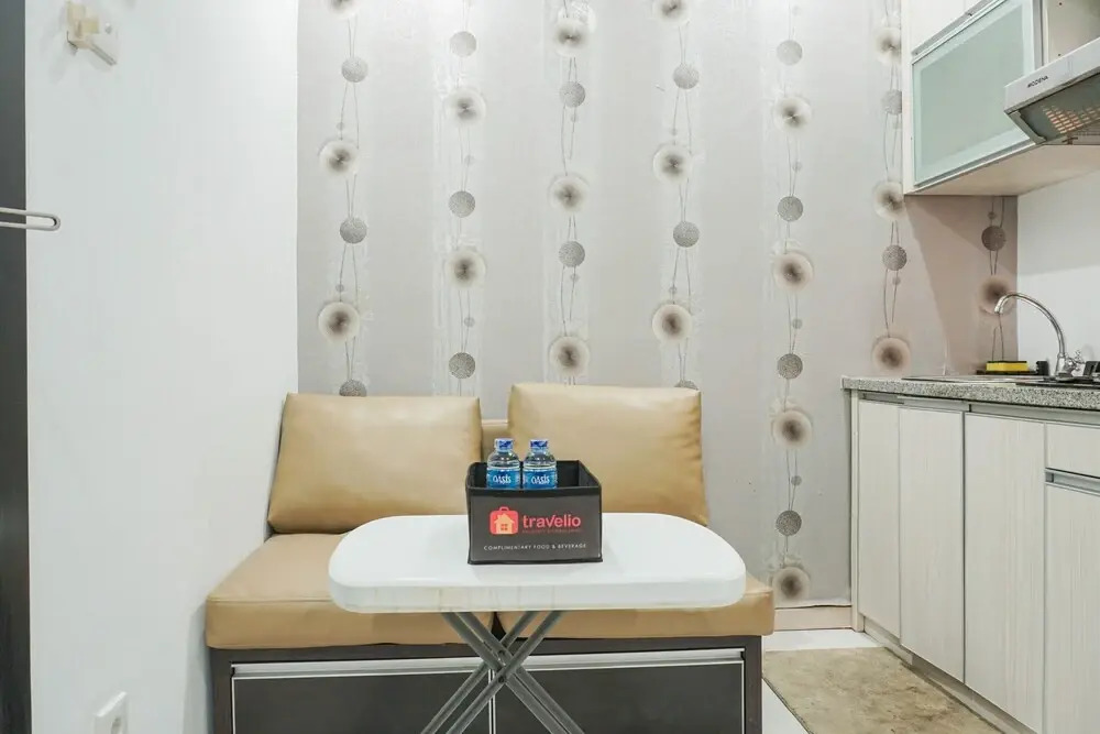 Simply Modern Classic Studio at Nifarro Apartment