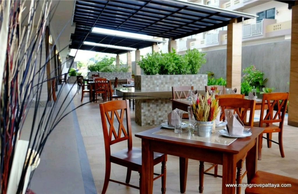 Mangrove Prestige Hotel
